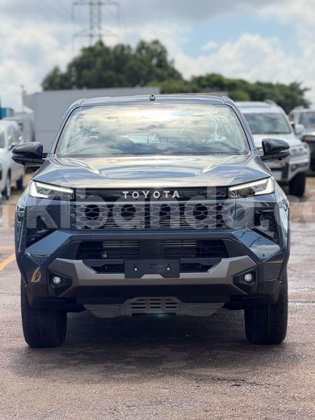 Big with watermark toyota hilux uganda kampala 25658