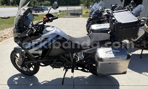 Gura Yakoze KTM SuperDuke Other Bike i Kampala mu Uganda Gura Yakoze KTM SuperDuke Other Bike i Kampala mu Uganda