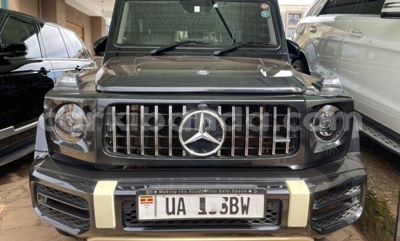 Nunua Mpya Mercedes‒Benz G-klasse AMG Nyeusi Gari ndani ya Kampala nchini Uganda Nunua Mpya Mercedes‒Benz G-klasse AMG Nyeusi Gari ndani ya Kampala nchini Uganda