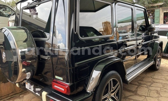 Nunua Mpya Mercedes‒Benz G-klasse AMG Nyeusi Gari ndani ya Kampala nchini Uganda Nunua Mpya Mercedes‒Benz G-klasse AMG Nyeusi Gari ndani ya Kampala nchini Uganda
