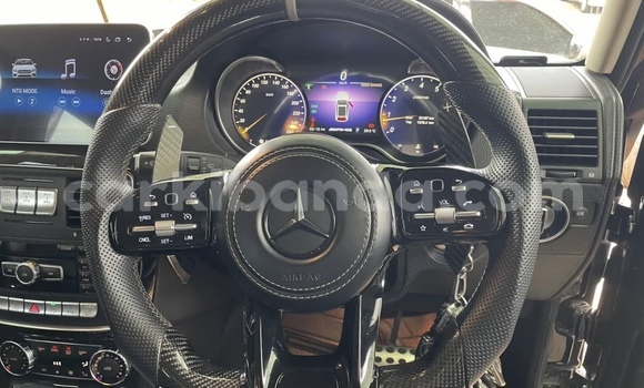Nunua Mpya Mercedes‒Benz G-klasse AMG Nyeusi Gari ndani ya Kampala nchini Uganda Nunua Mpya Mercedes‒Benz G-klasse AMG Nyeusi Gari ndani ya Kampala nchini Uganda