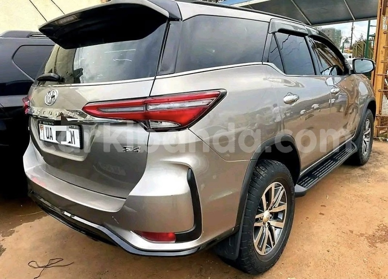Big with watermark toyota fortuner uganda kampala 25664