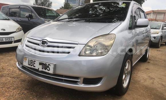 Nunua Ilio tumika Toyota Spacio Fedha Gari ndani ya Kampala nchini Uganda Nunua Ilio tumika Toyota Spacio Fedha Gari ndani ya Kampala nchini Uganda