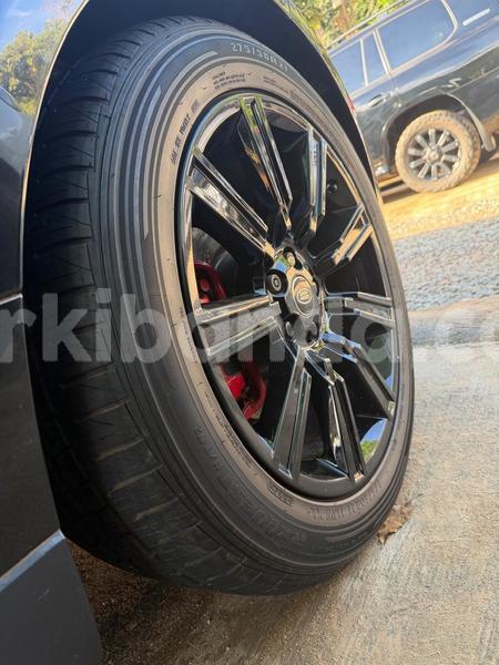Big with watermark land rover range rover vogue uganda kampala 25672