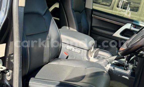 Buy New Toyota Land Cruiser Black Car in Kampala in Uganda Buy New Toyota Land Cruiser Black Car in Kampala in Uganda
