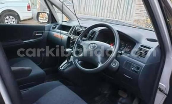 Gura Yakoze Toyota Spacio Other Imodoka i Kampala mu Uganda Gura Yakoze Toyota Spacio Other Imodoka i Kampala mu Uganda