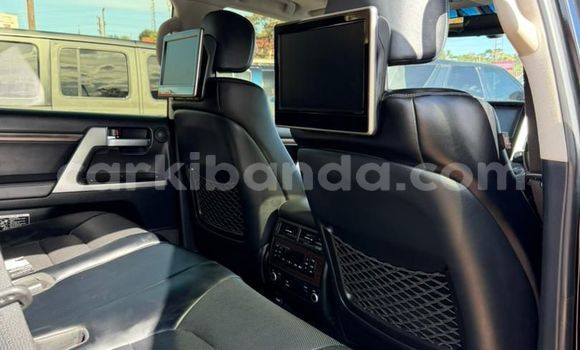 Buy New Toyota Land Cruiser Black Car in Kampala in Uganda Buy New Toyota Land Cruiser Black Car in Kampala in Uganda
