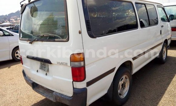 Buy Used Toyota Hiace White Car in Kampala in Uganda Buy Used Toyota Hiace White Car in Kampala in Uganda