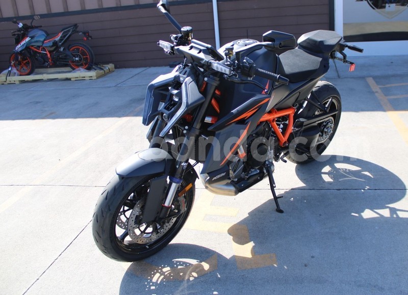 Big with watermark ktm superduke uganda kampala 25692