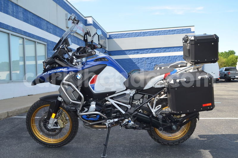 Big with watermark bmw r1200gs adventure central jinja kawempe 25694