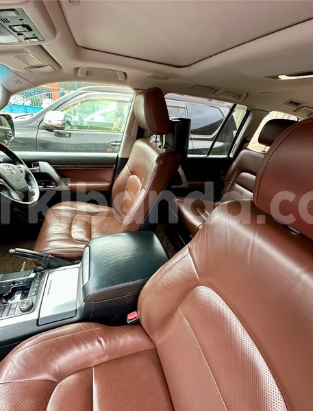 Big with watermark toyota land cruiser uganda kampala 25701