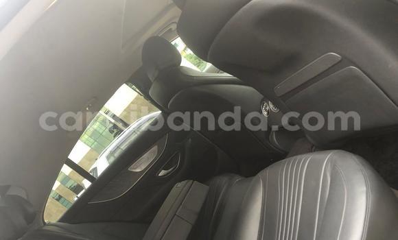 Nunua Mpya Mercedes‒Benz CLS–Class Nyeusi Gari ndani ya Kampala nchini Uganda Nunua Mpya Mercedes‒Benz CLS–Class Nyeusi Gari ndani ya Kampala nchini Uganda