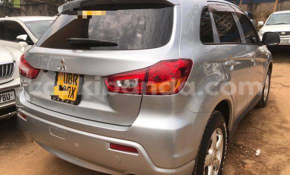Nunua Ilio tumika Mitsubishi RVR Fedha Gari ndani ya Kampala nchini Uganda Nunua Ilio tumika Mitsubishi RVR Fedha Gari ndani ya Kampala nchini Uganda