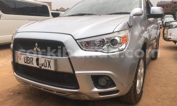 Nunua Ilio tumika Mitsubishi RVR Fedha Gari ndani ya Kampala nchini Uganda Nunua Ilio tumika Mitsubishi RVR Fedha Gari ndani ya Kampala nchini Uganda