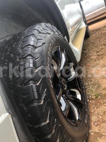 Big with watermark toyota land cruiser prado uganda kampala 25708