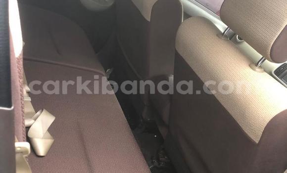 Nunua Ilio tumika Toyota Passo Fedha Gari ndani ya Kampala nchini Uganda Nunua Ilio tumika Toyota Passo Fedha Gari ndani ya Kampala nchini Uganda