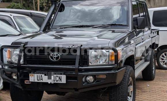 Gura Nshya Toyota Land Cruiser Other Imodoka i Kampala mu Uganda Gura Nshya Toyota Land Cruiser Other Imodoka i Kampala mu Uganda