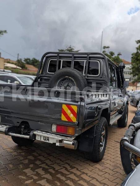 Big with watermark toyota land cruiser uganda kampala 25720