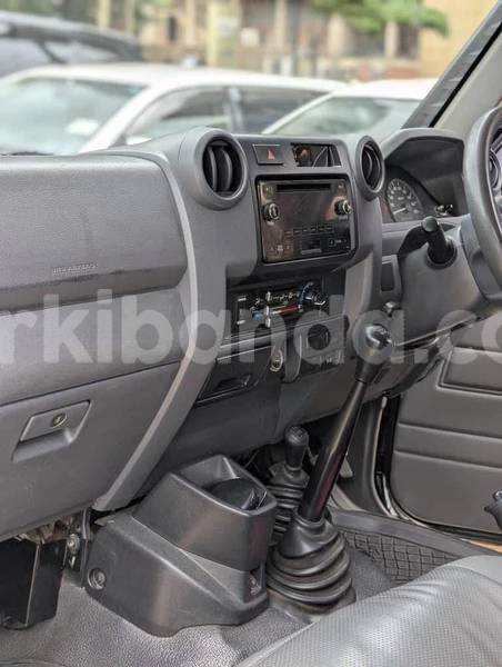 Big with watermark toyota land cruiser uganda kampala 25720