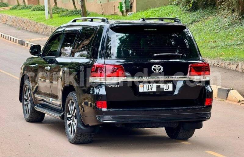 Big with watermark toyota land cruiser uganda kampala 25721