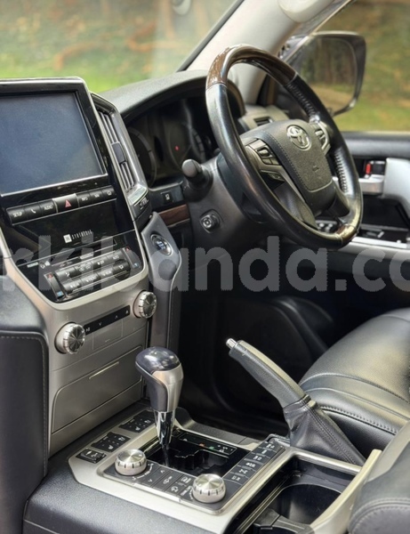 Big with watermark toyota land cruiser uganda kampala 25721