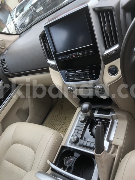 Big with watermark toyota land cruiser uganda kampala 25722