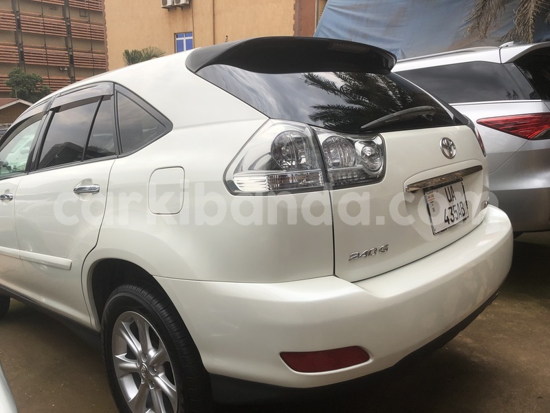 Big with watermark toyota harrier uganda kampala 25723