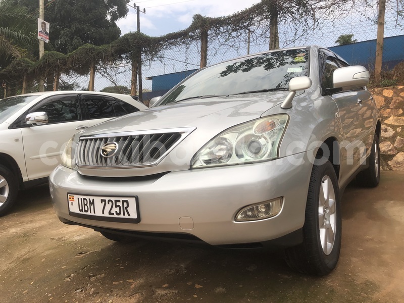 Big with watermark toyota harrier uganda kampala 25724