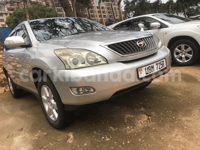 Big with watermark toyota harrier uganda kampala 25724