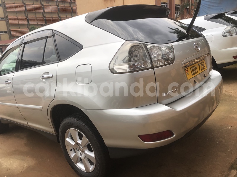 Big with watermark toyota harrier uganda kampala 25724