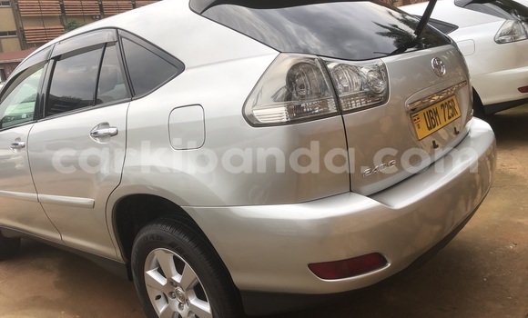 Nunua Mpya Toyota Harrier Fedha Gari ndani ya Kampala nchini Uganda Nunua Mpya Toyota Harrier Fedha Gari ndani ya Kampala nchini Uganda