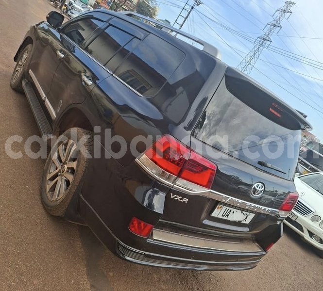 Big with watermark toyota land cruiser uganda kampala 25726