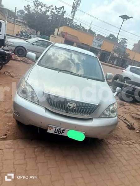 Big with watermark toyota corolla verso uganda mbale 25731
