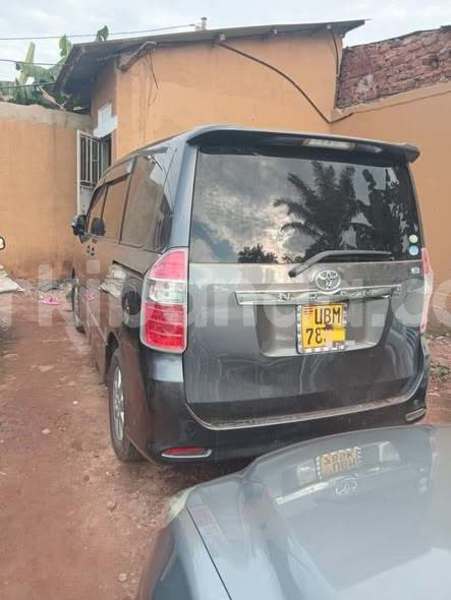Big with watermark toyota hilux uganda kabale 25732