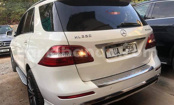 Acheter Neuf Voiture Mercedes‒Benz ML–Class Blanc à Kampala, Ouganda Acheter Neuf Voiture Mercedes‒Benz ML–Class Blanc à Kampala, Ouganda