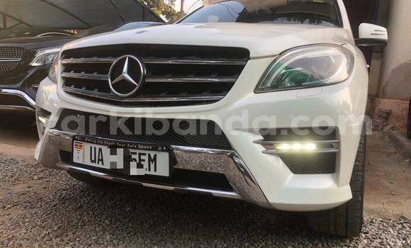 Acheter Neuf Voiture Mercedes‒Benz ML–Class Blanc à Kampala, Ouganda Acheter Neuf Voiture Mercedes‒Benz ML–Class Blanc à Kampala, Ouganda