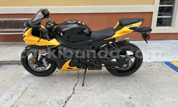 Buy Used Suzuki GSX–R Red Bike in Apac in Northern Buy Used Suzuki GSX–R Red Bike in Apac in Northern