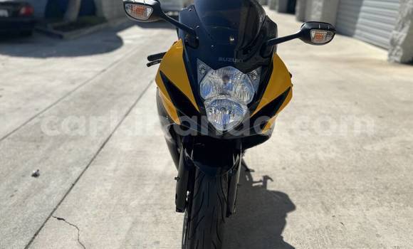 Buy Used Suzuki GSX–R Red Bike in Apac in Northern Buy Used Suzuki GSX–R Red Bike in Apac in Northern