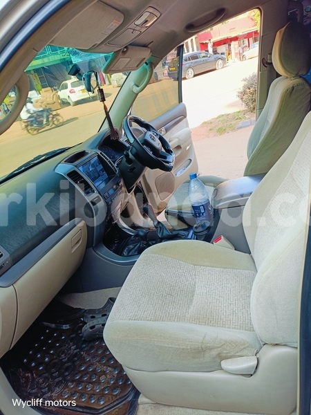 Big with watermark toyota land cruiser prado uganda kampala 25759