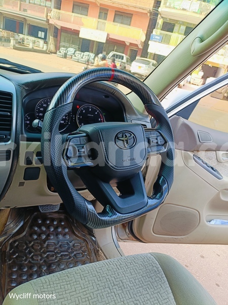 Big with watermark toyota land cruiser prado uganda kampala 25759