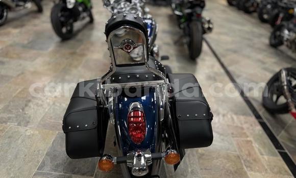 Gura Yakoze Kawasaki Vulcan 900 Classic Black Bike i Kibaale mu Western Gura Yakoze Kawasaki Vulcan 900 Classic Black Bike i Kibaale mu Western