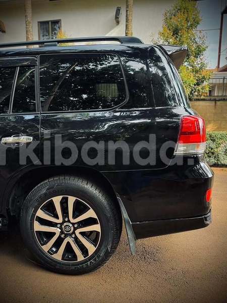 Big with watermark toyota land cruiser uganda kampala 25772