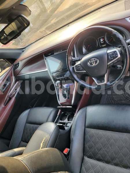 Big with watermark toyota harrier uganda kampala 25774