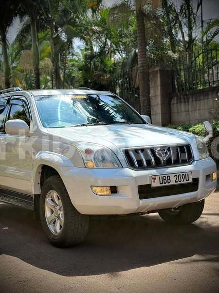 Big with watermark toyota land cruiser uganda kampala 25775