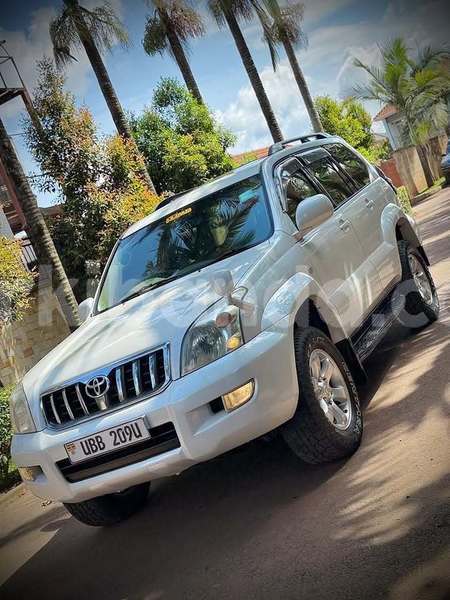 Big with watermark toyota land cruiser uganda kampala 25775