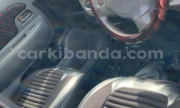 Gura Yakoze Toyota Sienta Other Imodoka i Kampala mu Uganda Gura Yakoze Toyota Sienta Other Imodoka i Kampala mu Uganda
