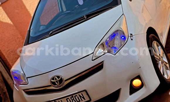 Nunua Ilio tumika Toyota Ractis Nyeupe Gari ndani ya Kampala nchini Uganda Nunua Ilio tumika Toyota Ractis Nyeupe Gari ndani ya Kampala nchini Uganda