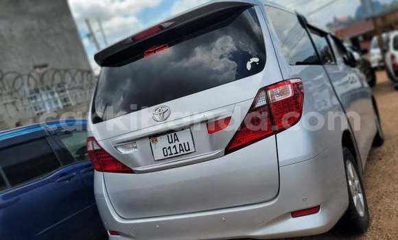 Gura Yakoze Toyota Alphard Other Imodoka i Kampala mu Uganda Gura Yakoze Toyota Alphard Other Imodoka i Kampala mu Uganda