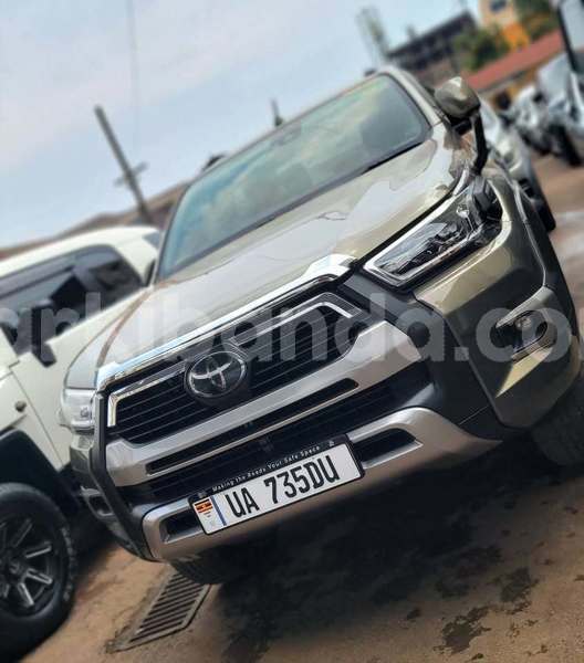 Big with watermark toyota hilux uganda kampala 25783