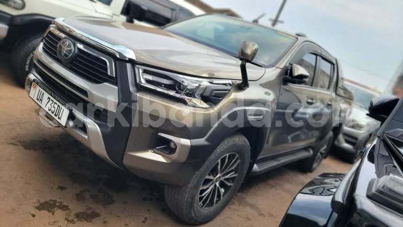 Big with watermark toyota hilux uganda kampala 25783